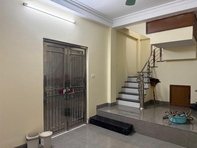 Mình cần cho thuê nhà 5 tầng, mới xây năm 2024 giáp kđt văn quán 4