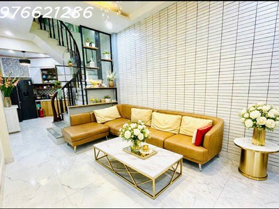 Bán nhà hiếm- bồ đề   33m    5 tầng   giá 7 tỷ   ngõ nông gần ô tô   vị trí đẹp   gần hồ lâm du, bv 0