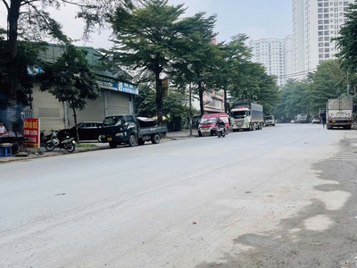 Bán đất, quang lai, tứ hiệp- thanh trì, 68/78 m2, mặt tiền 4,6 m, giá 22 tỷ. 0