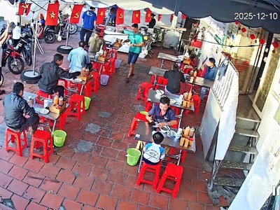 Sang nhượng quán phở   bún bò huế   doanh thu ổn định 0