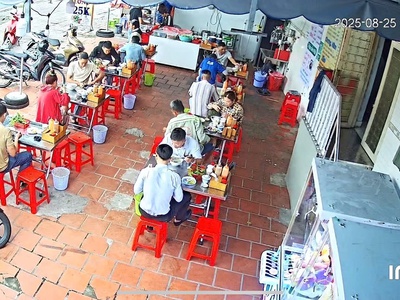 Sang nhượng quán phở   bún bò huế   doanh thu ổn định 3