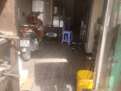 Sang nhượng mặt bằng kinh doanh gà nướng   đang hoạt động ổn định, có khách quen 2