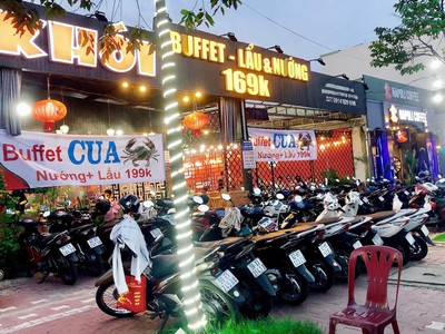 Chính chủ sang mặt bằng hoặc sang quán buffet   mặt tiền siêu hot tại tân an, long an 0