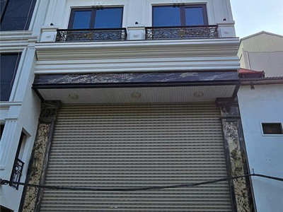 Bán nhà mp đại cồ việt, dt 195m2 x 10 tầng, mt 7m, siêu vip, phố 60m, vìa hè 5m. 0