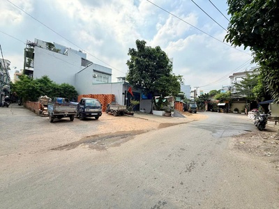 Bán đất chính chủ - 140m2 - mặt tiền 10m - gpxd hâm   trệt 4 lẩu st - ngô đức kế - bình thạnh - phù 2