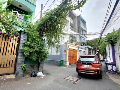 Trung tâm quận 9,bán nhà đỗ xuân hợp,căn góc thoáng mát,phường phước long 1