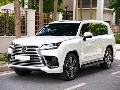 Bán Lexus LX600 Urban 7 chỗ, sản xuất 2023. Xe cực mới. 1