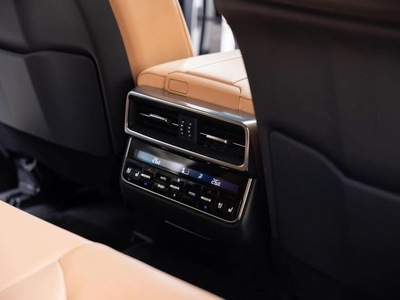 Bán Lexus LX600 Urban 7 chỗ, sản xuất 2023. Xe cực mới. 10