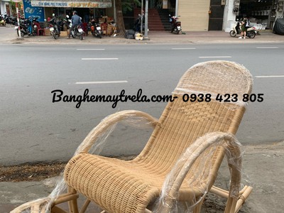 Ghế bập bênh đan kín mây tre 5
