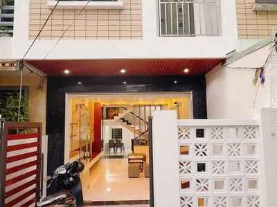 Bán nhà 4 tầng ngõ thông Lực Hành, Ngô Gia Tự oto qua lại đỗ cửa 0