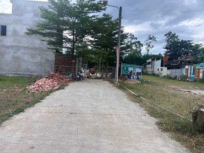 Bán 90m2 đất đường Nguyễn Viết Xuân, Tp Huế. Giá 895 triệu 0