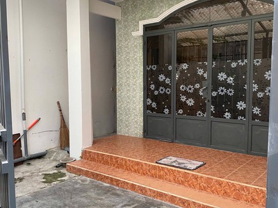 Bán nhà gác lửng hẻm Cao Văn Bé, gần bãi tắm biển Hòn Chồng, GIÁ CHỈ 3,4 TỶ 6