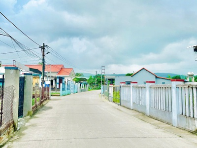 Chính chủ bán 2 lô đất gần 400m2 mặt tiền ngay cổng chào 4