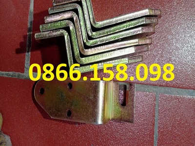 Mua bát cong bắt bửng thùng xe tải giá tại xưởng 3