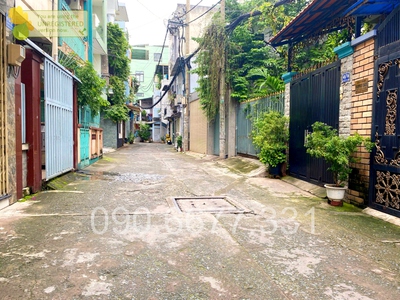 ‼ phan đăng lưu   ngã tư phú nhuận   ô tô đỗ cửa   4 tầng cứng cáp - có dòng tiền 4