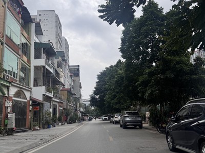 Nhà mặt phố ngọc thụy   thang máy   8 tầng   khai thác kinh doanh 0