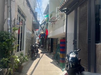 Nhà 4 tầng hẻm thông đường lưu hữu phước p15q8. giá: 3.8 tỷ 1