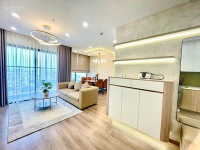 Tôi chính chủ bán căn 2pn 1, dt 64m2, nội thất và view hồ cực đẹp, giá 5tỷ5 tại imperia smart city 1