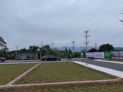 Đang cần tiền nhập hàng bán tết em chính chủ bán lô đất 100m2 sát khu cnc và cổng trường đhqg, ql21 4