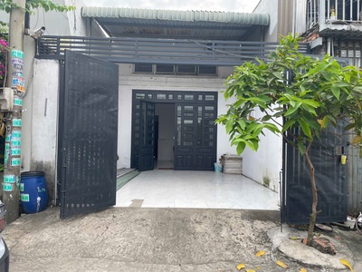 Chính chủ bán nhà 110m2 dương công khi, hóc môn   hẻm xe tải tránh   giá 3.52 tỷ. 0