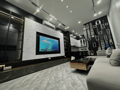 Vip trần phú- hà đông- vài bước chân ra mặt phố- nhỉnh 8 tỷ 0