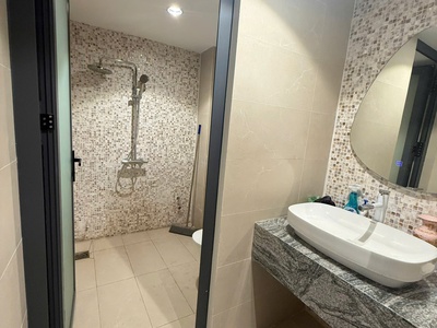 Nhà 5 tầng mt kdc bình đăng p. bình đông. 13,5 tỷ tl 4