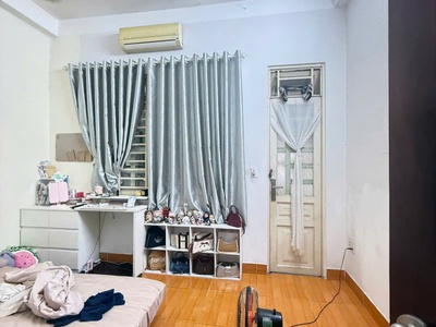 Nhà sổ hồng riêng đúc lửng đường 5m lâm thị hố TCH Q12 4