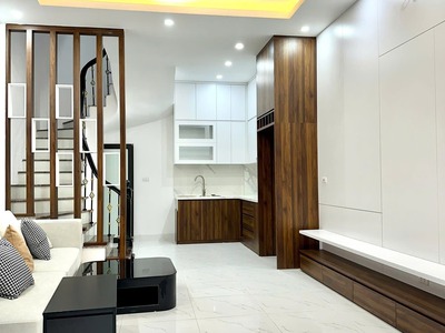 Nhà mới kính coong phố xuân la- 30m 5t nhỉnh 8 tỷ- vị trí trung tâm- khu vực dân trí 0