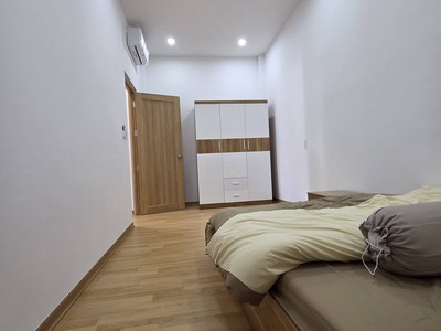 Chính chủ bán căn nhà Kiệt Hải Phòng   ôtô đậu 24/24 cách nhà 40m , kiệt rộng 3m thoáng, 1