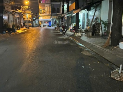 Mặt tiền kd ngang 7x18m - ngay chợ phạm thế hiển uận 8 - nhà cũ tiện xây mới - nhỉnh 11 tỷ 4