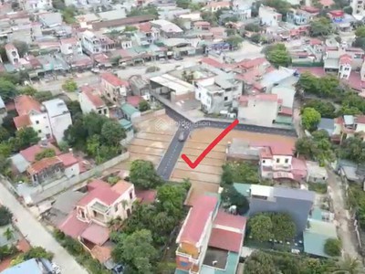 Bán 65.5m2 đất ql21 ngã tư trường lục quân, đối diện cổng chợ huyện 1