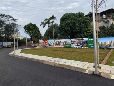 Đang cần tiền nhập hàng bán tết em chính chủ bán lô đất 100m2 sát khu cnc và cổng trường đhqg, ql21 1