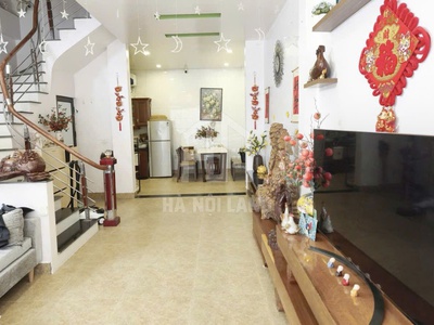 Nhà  nằm vị trí đẹp. vân canh.hoài đức. hà nội. ngỗ thông tứ tu. ô tô vào nhà. mặt  kinh doanh. khu 4