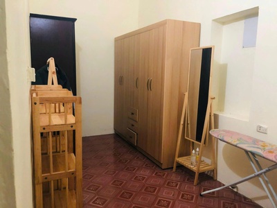 Cho thuê nhà 3 tầng - vị trí đẹp  - tiềm năng tại cầu giấy 0