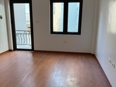 Vip-bán nhà phố lệ mật   long biên   55m    mặt tiền rộng   5 tầng   ô tô tránh   giá 11,x tỷ   ở 3