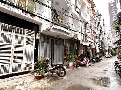 Bán nhà mt xe hơi đậu cửa- nhà đẹp vào ở ngay - khu đ.số- khu vực kinh doanh đa ngành nghề- lưu 3