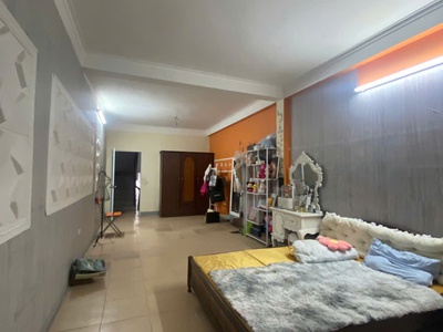 Bán nhà đức giang ô tô vào nhà 5 tầng khu dân cư ổn định 4