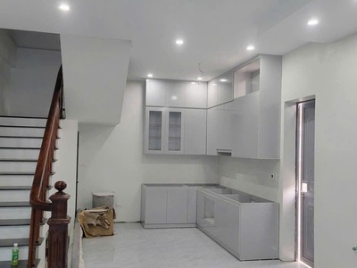 Nhà 3 tầng mới kính koong đón tết. thôn đoài, nam hồng, đông anh. 2 mặt thoáng, oto đỗ 0