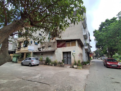 Lô đát hiếm giá đầu tư phố ngô gia tự- lonng biên 60m2 mặt tiền 6m x15 tỷ. mặt đường- kinh doanh. 0