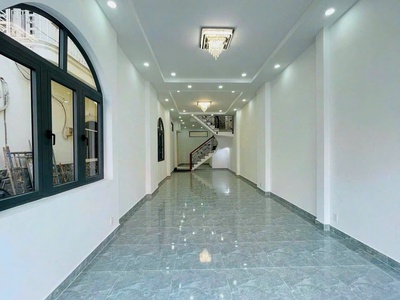 Cho thuê toà nhà mặt tiền quang trung, phường 11   vị trí kinh doanh sầm uất gò vấp 3