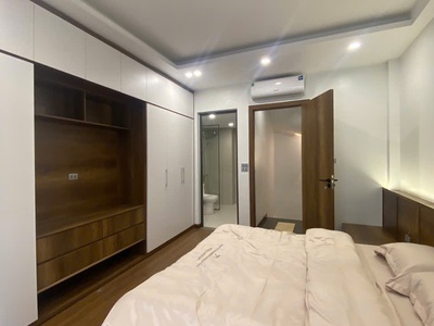 Bán nhà ngọc thụy   33m    5 tầng   ô tô qua nhà 2