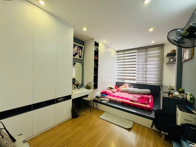 Bán nhà phân lô vip nguỵ như kontum, 40m 5t oto tránh, vỉa hè kinh doanh, vp, spa, hơn 20 tỷ 4