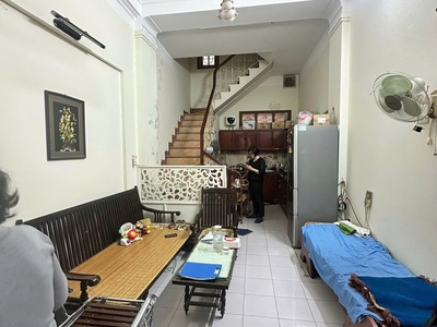 Pháo đài láng ngõ to ô tô đỗ cửa - gần phố - 34m2 5 tầng mặt tiền 3.6m giá 12.5 tỷ 0