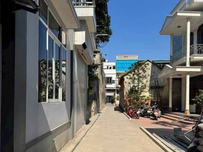 Bán lô đất ngõ phố Bình Lộc, ph Tân Bình, TP HD, 51.1m2, mt 4.55m vuông, ngõ oto, 2.09 tỷ 1