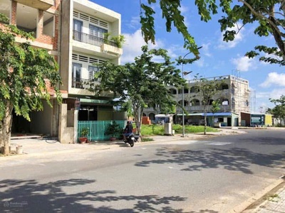 Lô Góc 2 Mặt Tiền 6x18 Giá Tốt Để Lướt sóng, Liền kề trạm Metro số 1-3-9, SHR, Xdtd, Đông đúc 2