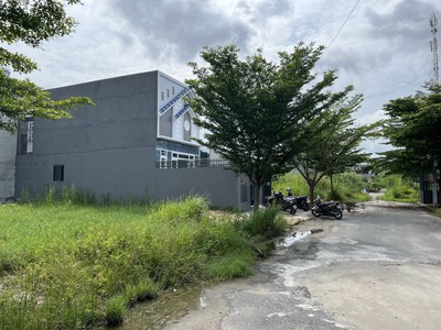 Lô Góc 2 Mặt Tiền 6x18 Giá Tốt Để Lướt sóng, Liền kề trạm Metro số 1-3-9, SHR, Xdtd, Đông đúc 1