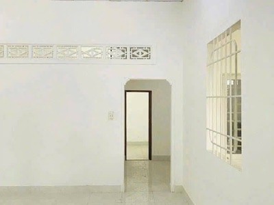 Cho thuê nhà cấp 4,DT 130m2 hẻm xe hơi Đường Số 4 Trường Thọ Thủ Đức 3PN giá 9.5tr 1