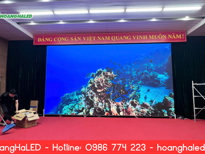 Hoàn thiện màn hình led hội trường p2   3840hz tại bidv thành phố...