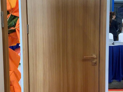 Cửa nhựa vòm ABS 1