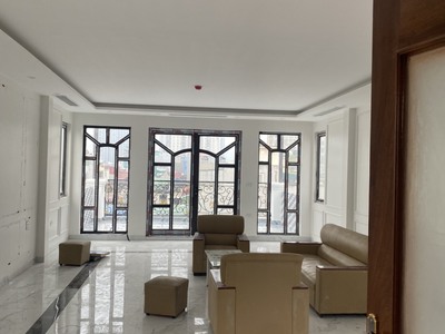 Tòa nhà CHDV  cỗ máy in tiền  tại Tôn Đức Thắng, Đống Đa dt 70m2 x 7 t mt 5,5 m 16 p cho thuê 23,8t 1